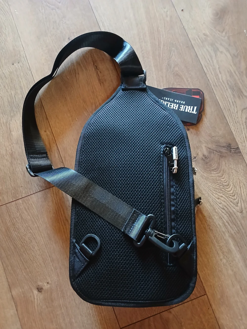 True Religion Men’s Sling Bag - Black and Tan NWT